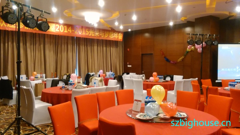 �����̽������