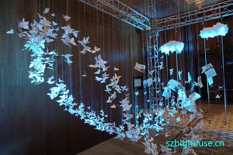 �ڷ�20�����й�Ա�����