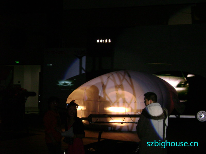 �������������з������߻��ֶ���ҹ���껪��