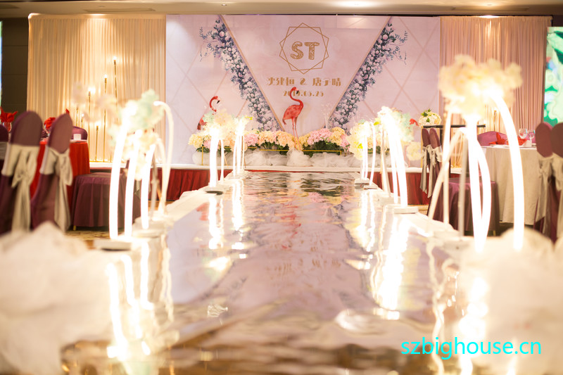 ����������ѩ����ɽ·�����