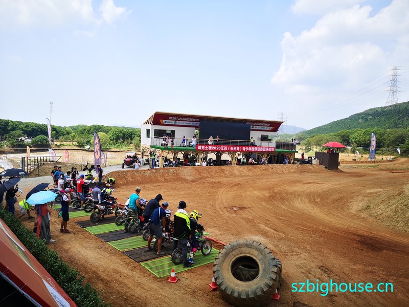 2020���գ������ǣ�ԽҰ����